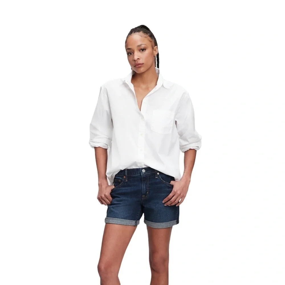 GAP 5” Mid Rise Sexy Boyfriend Denim Light Distressed Cuffed Shorts Size 26 NWOT